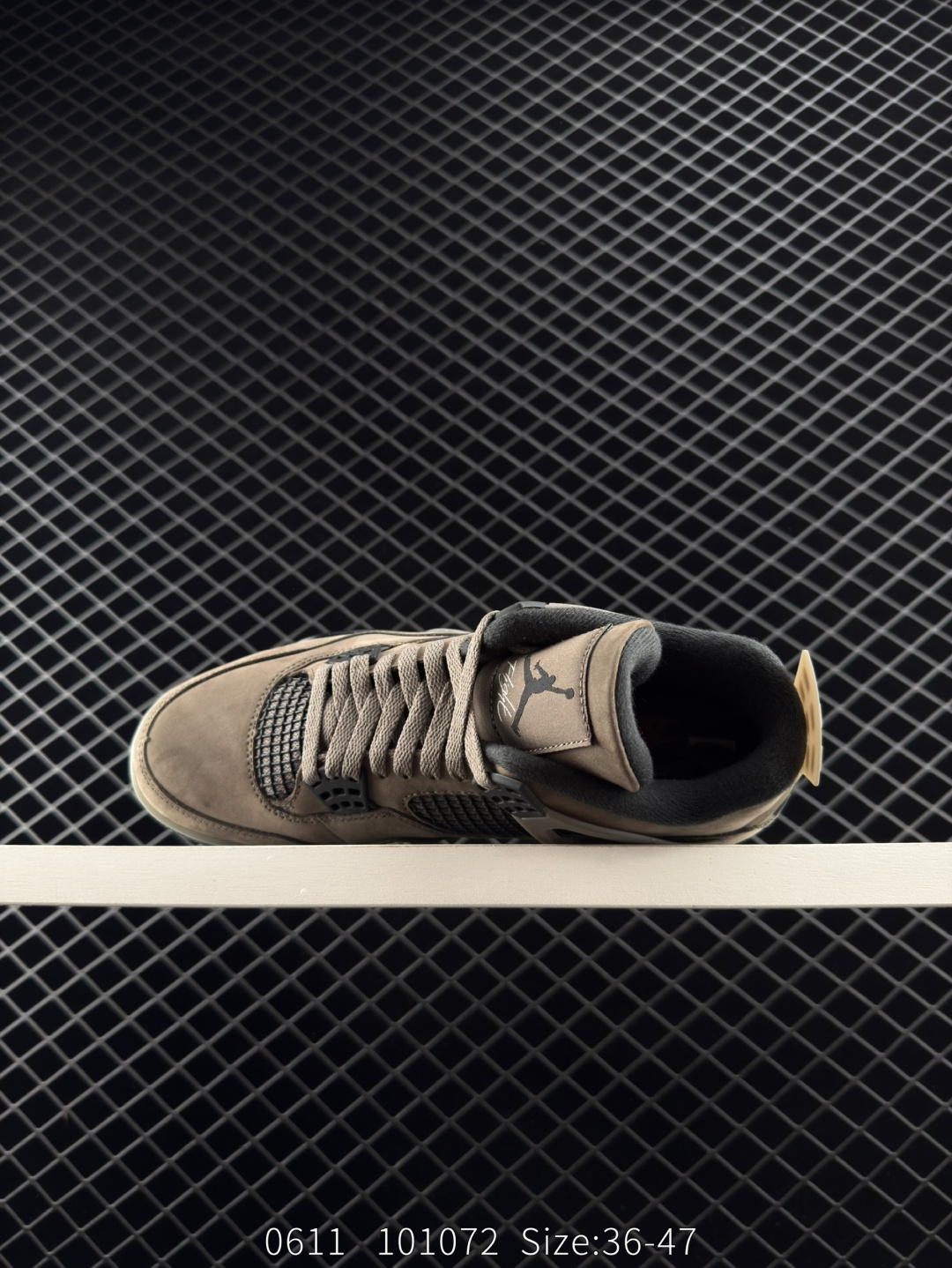 Nike SB x Air Jordan 4 Retro 